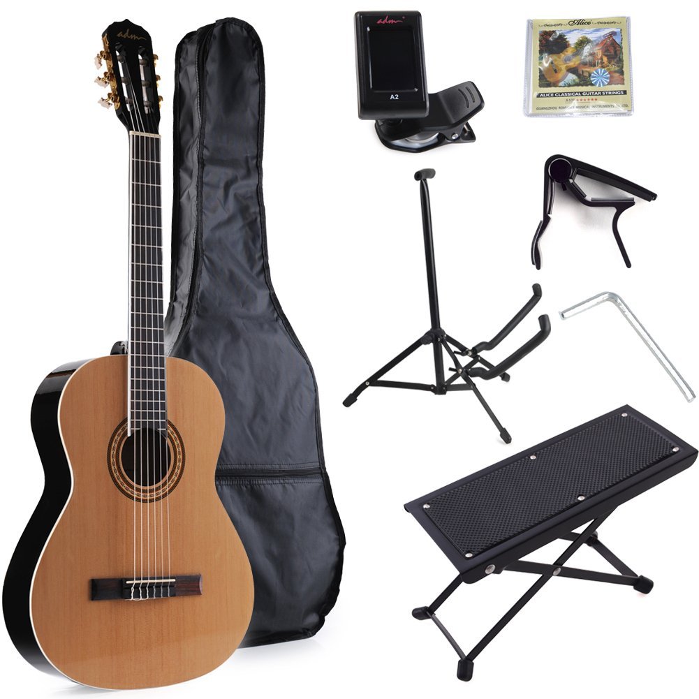 Best Classical Guitar Under 500 (Reviews 2024)